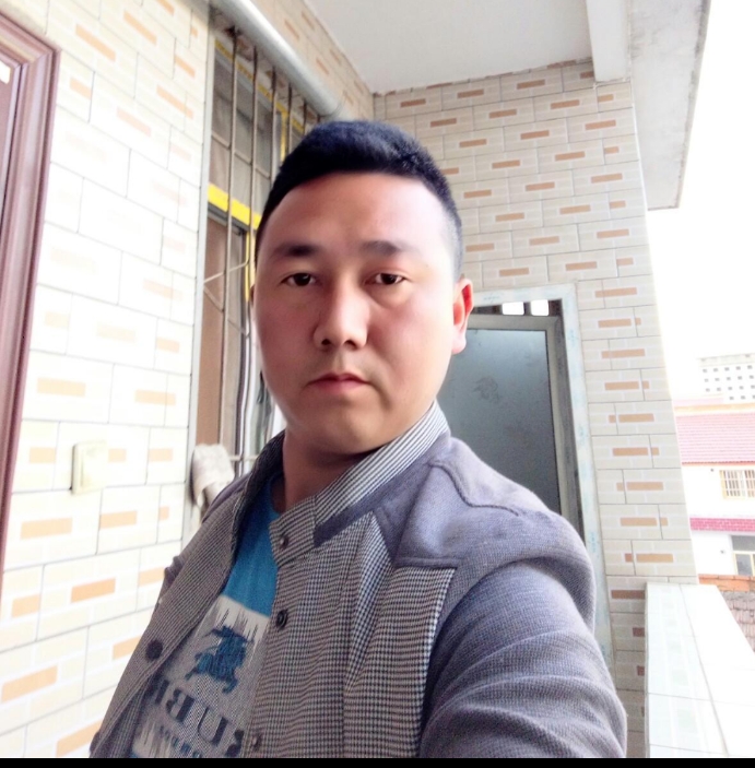 帅帅的大叔的第一张照片--江苏基督教相亲网
