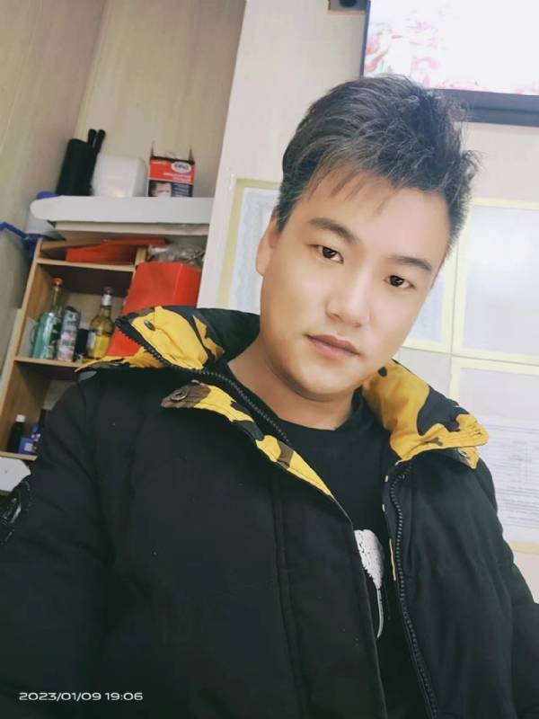 孤酒枕愁眼眠的第一张照片--江苏基督教相亲网